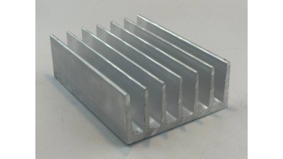 Радіатор ребристий алюмінієвий 100*80*35мм (20900)