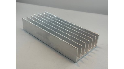 Радіатор ребристий алюмінієвий 180*80*35мм (20901)