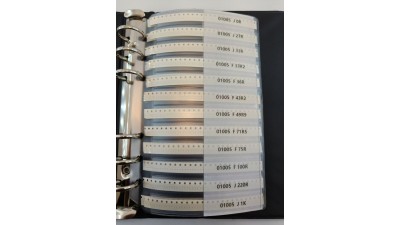Набір SMD резисторів в книжці розмір 01005 30 номіналів по 50 штук (20730)