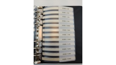 Набір SMD резисторів в книжці розмір 01005 30 номіналів по 50 штук (20730)